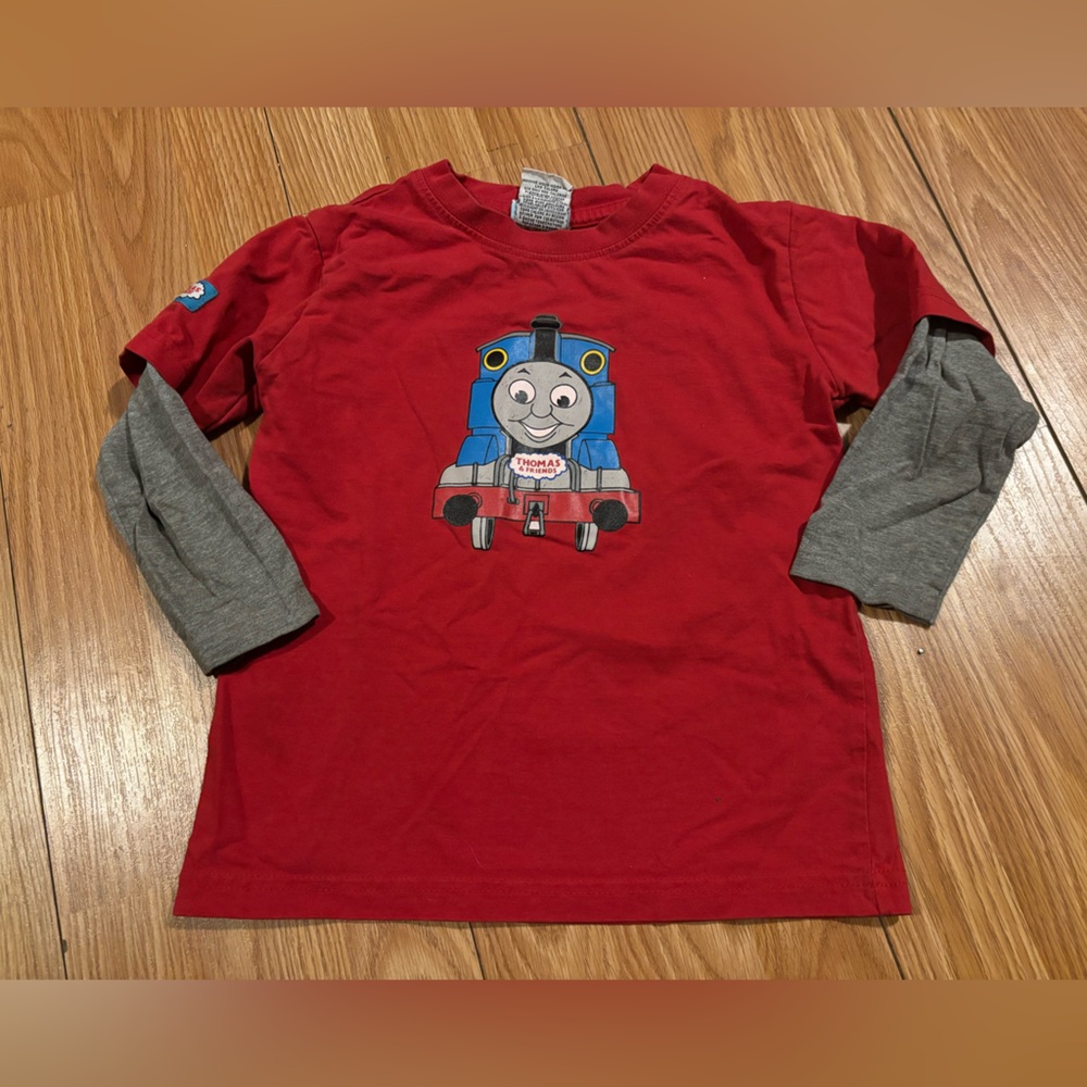 Size 6 Vintage 2002/2007 Thomas the train long sleeve shirt